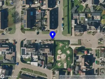 Brandweer met gepaste spoed naar de Pippelinghof in Maurik