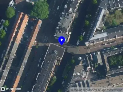 112 melding Ambulance met grote spoed naar de Nieuwe Willemsstraat in Amsterdam