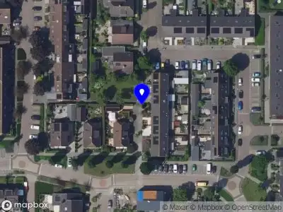 Ambulance met grote spoed naar de Klaproosstraat in Bleskensgraaf