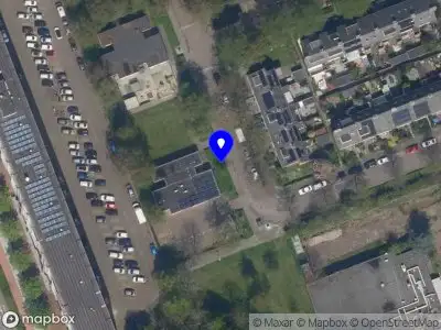 Ambulance met grote spoed naar de Louise de Colignylaan in Vlaardingen