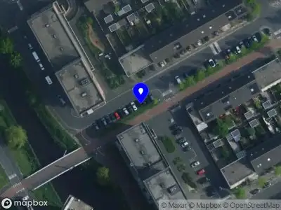 Ambulance met gepaste spoed naar de Galantstraat in Amsterdam