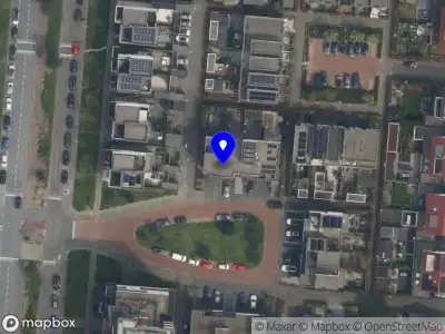 Ambulance met grote spoed naar de Usticahof in Rotterdam