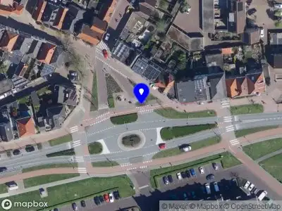 Politie met grote spoed naar de Stationsweg in Geertruidenberg vanwege letsel