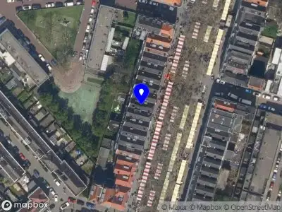 Ambulance met grote spoed naar de Groene Hilledijk in Rotterdam