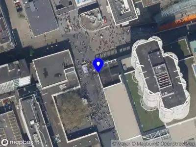 Traumahelikopter met grote spoed naar de Lijnbaan in Rotterdam