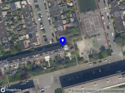 Ambulance met grote spoed naar de Brandespad in Rotterdam