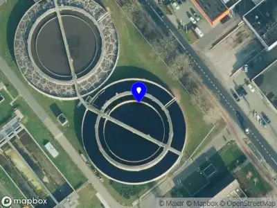 Brandweer met grote spoed naar de Deldenerstraat in Hengelo vanwege gebouwbrand