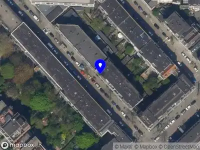 Ambulance met gepaste spoed naar de Van Heusdestraat in Rotterdam