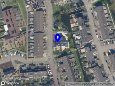 Ambulance met gepaste spoed naar de Van den Boetzelaerlaan in Langerak