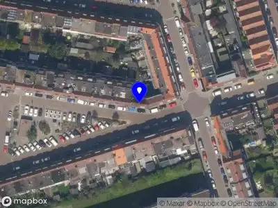 Ambulance met gepaste spoed naar de Röntgenstraat in Vlaardingen