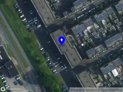 Ambulance met grote spoed naar de Kleine Pimpernelstraat in Amsterdam