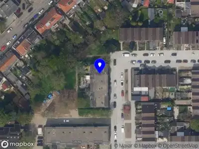 112 melding Ambulance met gepaste spoed naar de Bazeldijk in Rotterdam