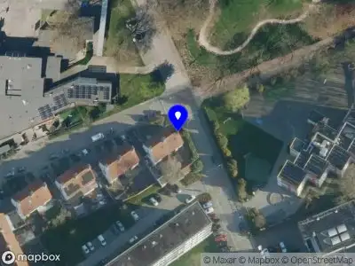 Brandweer met grote spoed naar de Burgemeester Schullstraat in Tiel vanwege stankoverlast