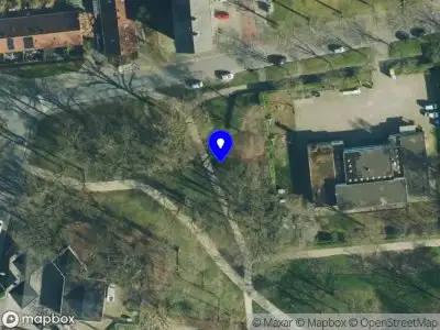 Politie naar de Dommelstraat in Enschede vanwege aanrijding met letsel