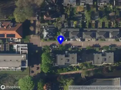 Ambulance met grote spoed naar de Samsomlaan in Alphen aan den Rijn