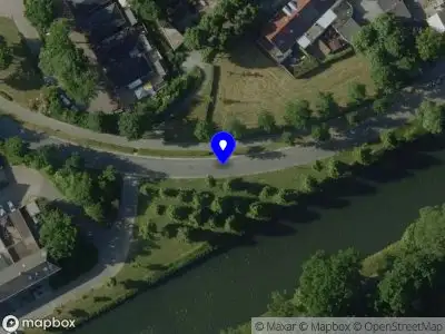 112 melding Politie naar de Helmondseweg in Weert vanwege aanrijding met letsel