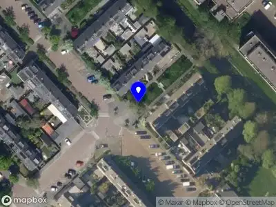 Ambulance met grote spoed naar de Kasteelhof in Leiderdorp