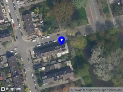 Ambulance met grote spoed naar de Geelkruid in Rotterdam