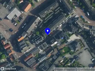 Ambulance met gepaste spoed naar de Prins Hendrikstraat in Ouderkerk aan de Amstel