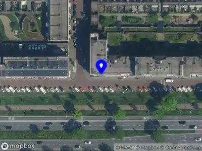 Ambulance met gepaste spoed naar de Freddie Oversteegenstraat in Haarlem
