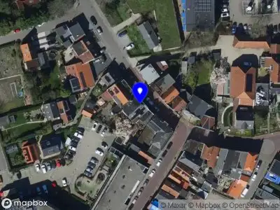 Brandweer met gepaste spoed naar de Stationsweg in Dirksland