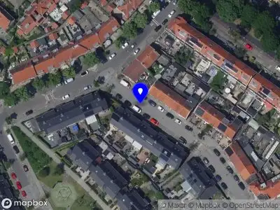 Ambulance met gepaste spoed naar de De Josselin de Jongstraat in Dordrecht