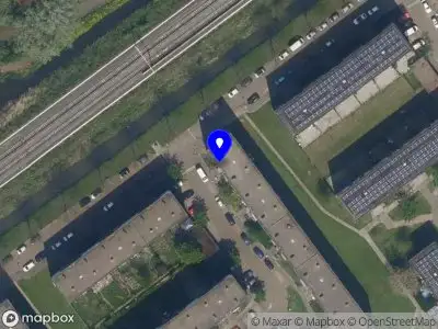 Ambulance met grote spoed naar de Donker Curtiusstraat in Schiedam