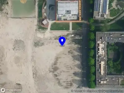 Ambulance met grote spoed naar de Vreeswijkpad in Amsterdam