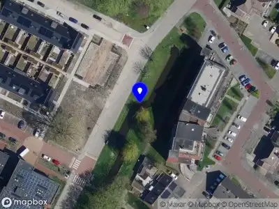 Brandweer met gepaste spoed naar de Ganshoeksingel in Lage Zwaluwe vanwege een liftopsluiting