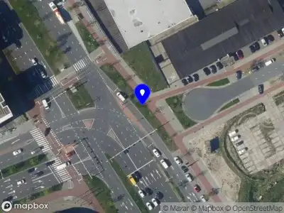 Ambulance met grote spoed naar de Mercuriusweg in 's-Gravenhage