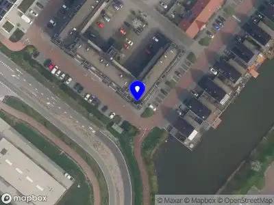 Ambulance met grote spoed naar de Ton Albertsstraat in Bergschenhoek