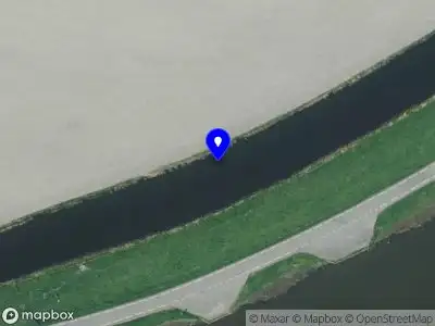 Brandweer met grote spoed naar de Oosterweidestraat in Schermerhorn vanwege middelgrote brand