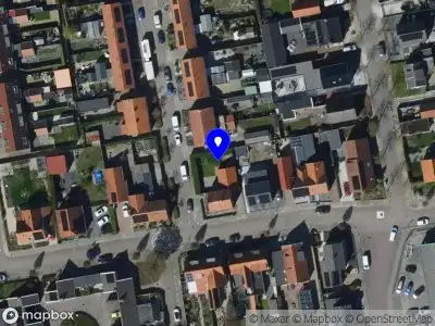 Ambulance met grote spoed naar de Prins Bernhardlaan in Dirksland