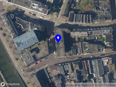 Brandweer met gepaste spoed naar de Waterpoort in Utrecht