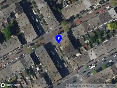 Politie met grote spoed naar de Schaarsbergenstraat in 's-Gravenhage vanwege ongeval met letsel