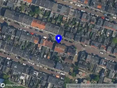 Brandweer met gepaste spoed naar de Regulierstraat in Haarlem vanwege middelgrote brand