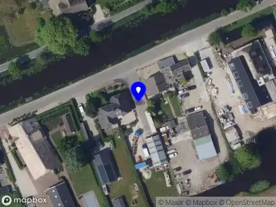 Ambulance met gepaste spoed naar de Graafdijk-west in Molenaarsgraaf