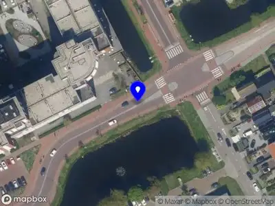 Ambulance met gepaste spoed naar de Kerklaan in Capelle aan den IJssel