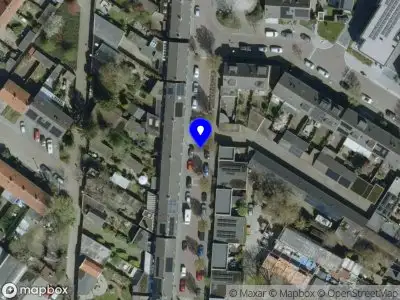 Brandweer met grote spoed naar de Baarsstraat in Eindhoven vanwege gebouwbrand