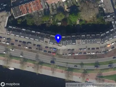 Ambulance met grote spoed naar de Rochussenstraat in Rotterdam