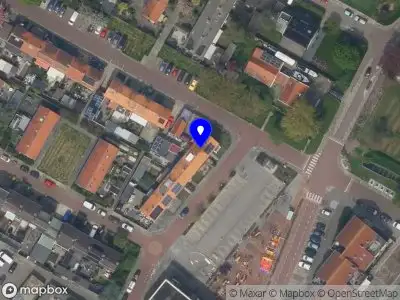 Ambulance met gepaste spoed naar de H W Croeslaan in Vierpolders