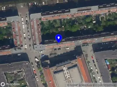 Ambulance met grote spoed naar de Essenburgstraat in Rotterdam