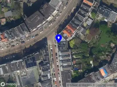 Ambulance met grote spoed naar de Saftlevenstraat in Rotterdam