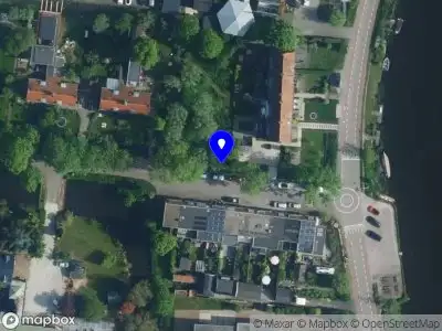 Ambulance met gepaste spoed naar de Kruitmolen in Amstelveen