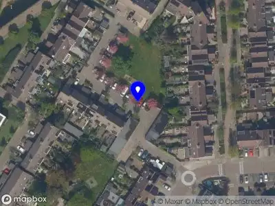 Ambulance met grote spoed naar de Vloedlijn in Brielle