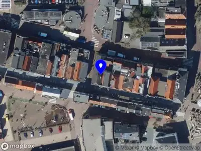 Ambulance met gepaste spoed naar de Molendijk in Oud-Beijerland