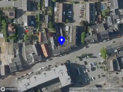 Ambulance met grote spoed naar de Brakkenie in Swalmen