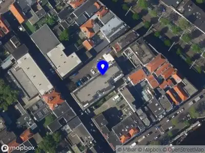 Ambulance met grote spoed naar de Aprochestraat in 's-Gravenhage