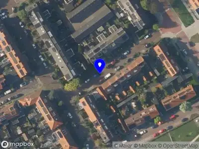 Ambulance met grote spoed naar de Groenendijkstraat in Leiderdorp