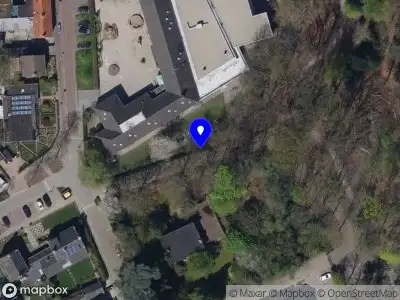 Brandweer en politie met grote spoed naar de Koekoekstraat in Sprundel vanwege middelgrote brand